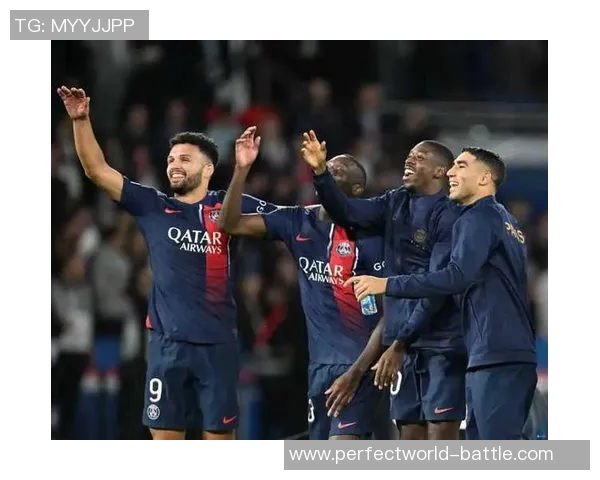 欧联杯激战莱比锡与巴黎圣日耳曼战成平局乌龙球成比赛转折点