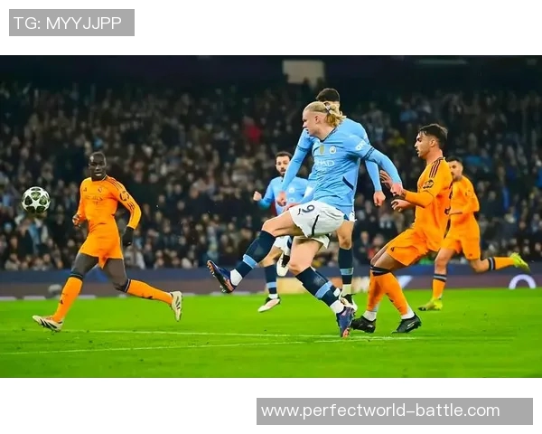 英超激战：皇马绝杀那不勒斯全场沸腾十大精彩进球回顾